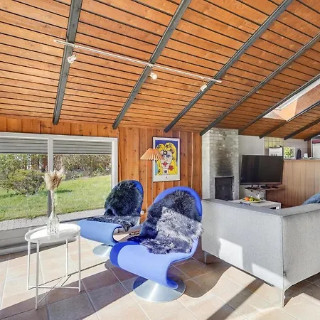 Сasa de vacaciones Three-bedroom In Fåborg