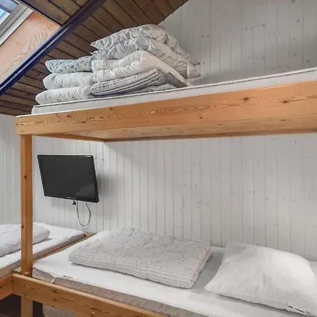 Three-bedroom In Fåborg